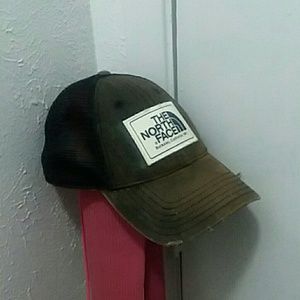 The North Face black trucker hat